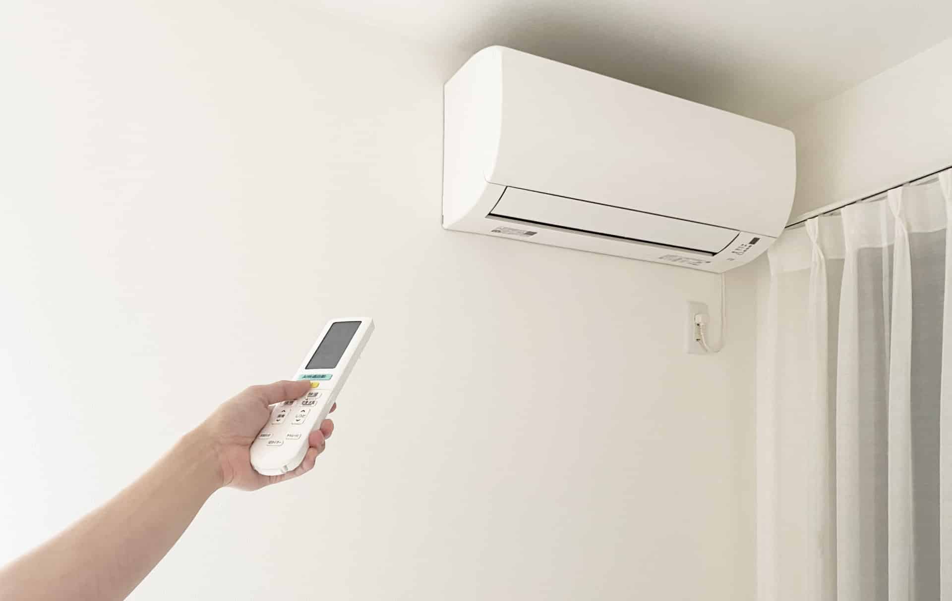 エアコンが壊れた！修理・買い替え前に確認すべきポイントや対策を解説